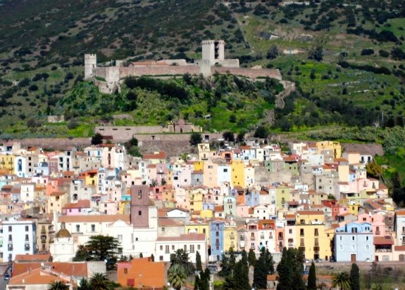 Vistas a Bosa