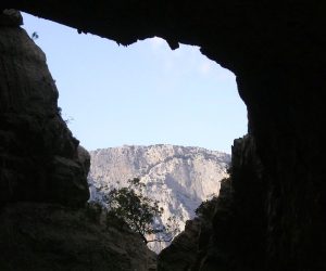 Excursión al Monte Tíscali en Cerdeña: ruta, historia y consejos
