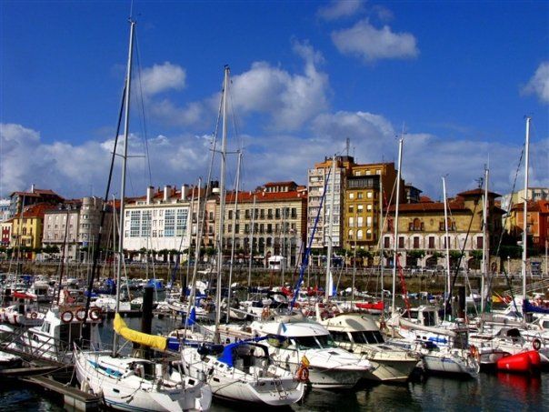 Puerto Deportivo, Gijón, Asturias