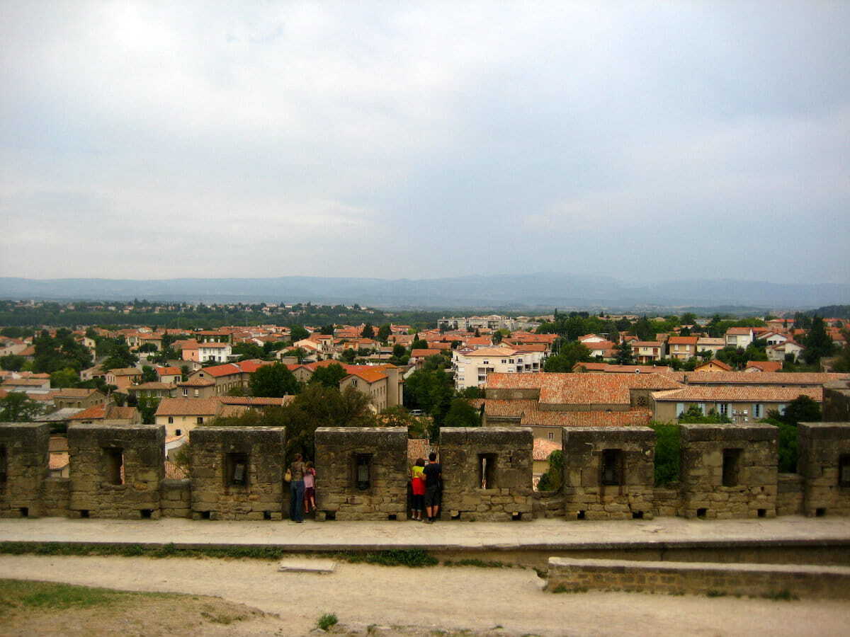 Vistas desde las murallas de Carcasona al exterior