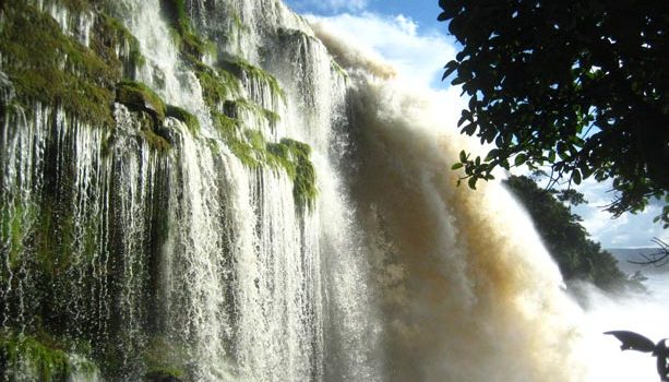 salto-hacha-canaima