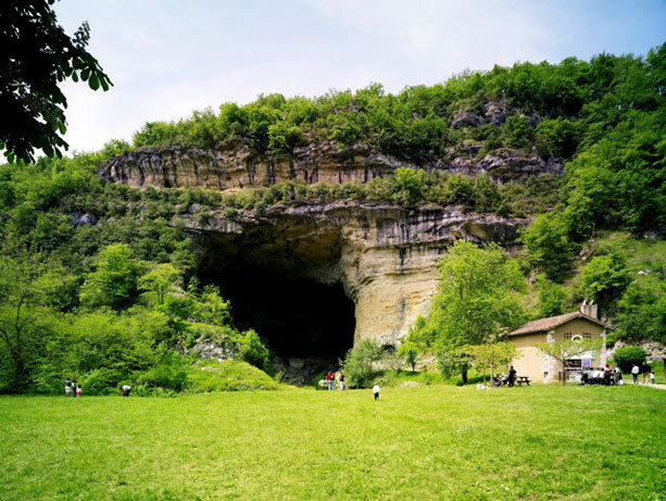 cueva-azil cueva-azil