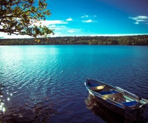 Lago Klockesjön en Ramkvilla, Suecia (c) Avistu
