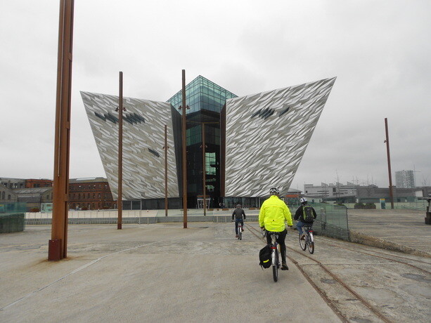 El edificio de Titanic Belfast es el más emblemático de la ciudad