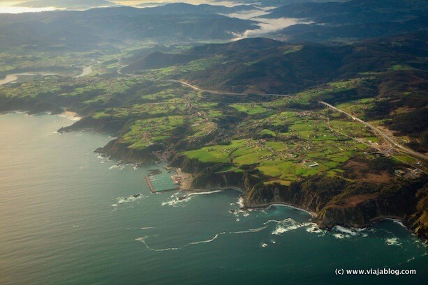 La costa de Asturias desde un vuelo comercial