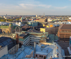 En el Ateljee Bar del Hotel Torni tienes las mejores vistas de Helsinki