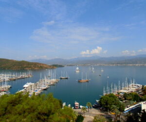 Ruinas licias, veleros y entorno de ensueño en Fethiye (Turquía)