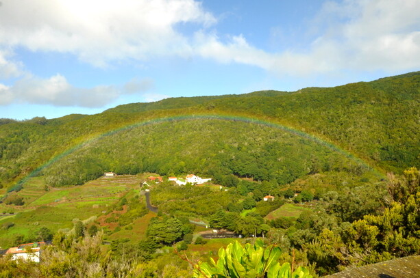 Vistas de camino al macizo de Anaga