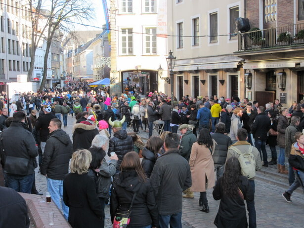 Rebosa de vida el centro de Düsseldorf