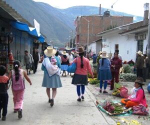 Huaraz: preparando el trekking a Santa Cruz