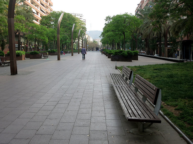 Rambla del Brasil en Barcelona
