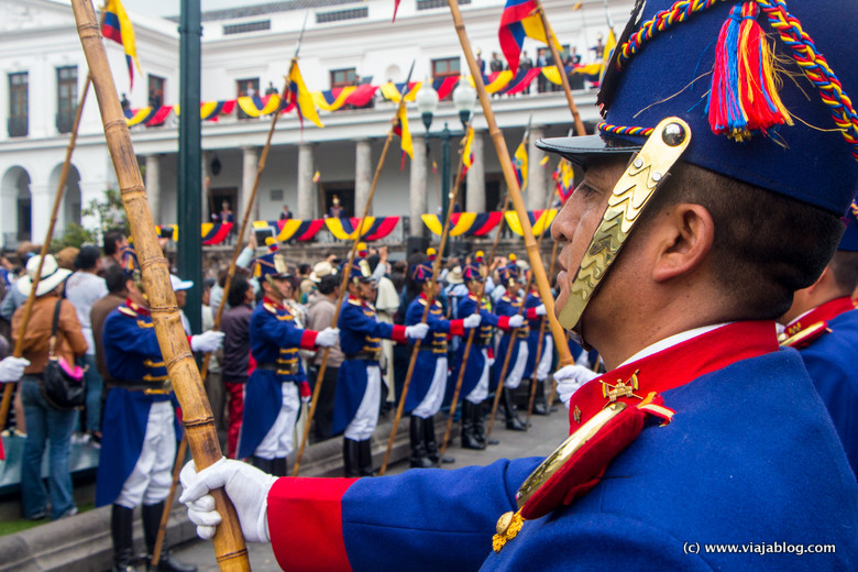 Ceremonia del Cambio de la Guardia Presidencial, Quito, Ecuador