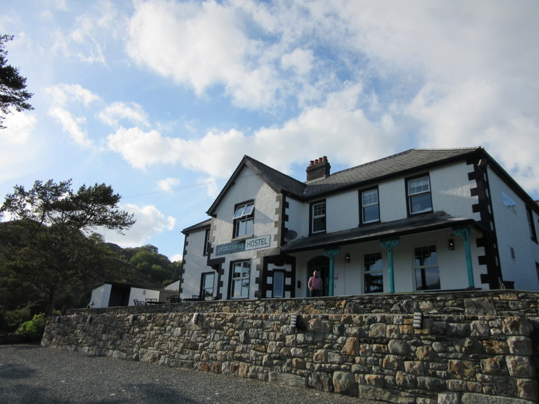 hostel-gales