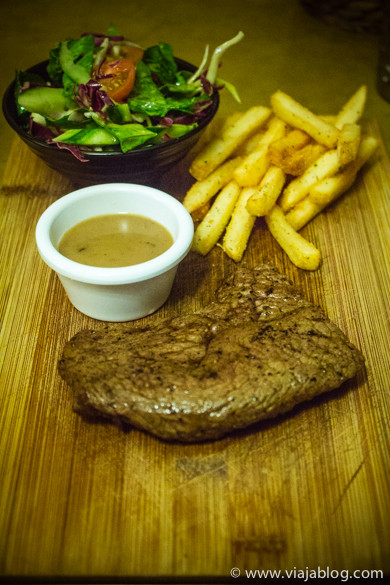 Beef steak for $ 10 at a pub, Sydney, Australia