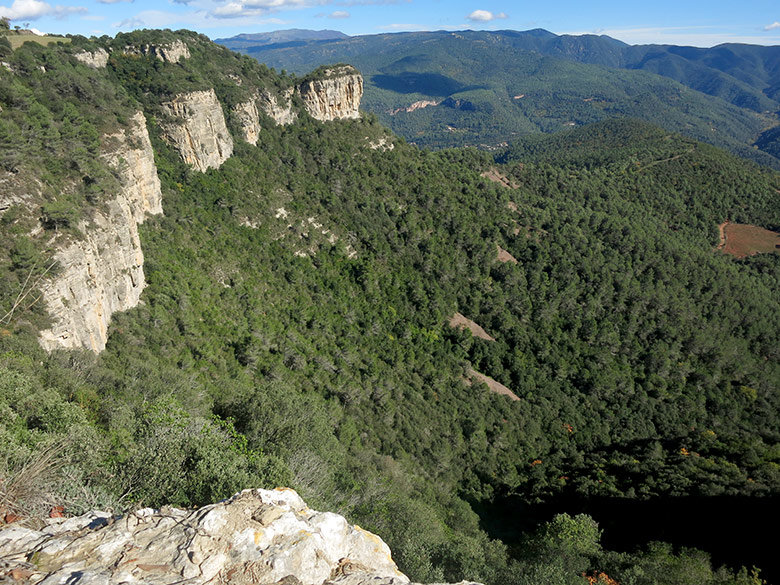 Ruta senderista por los Cingles de Bertí - Viajablog