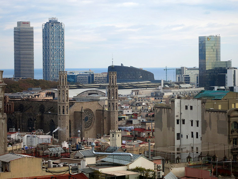 Vistas a Santa María del Mar y las Torres Mafre