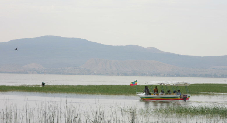 Excursiones en barca en el lago