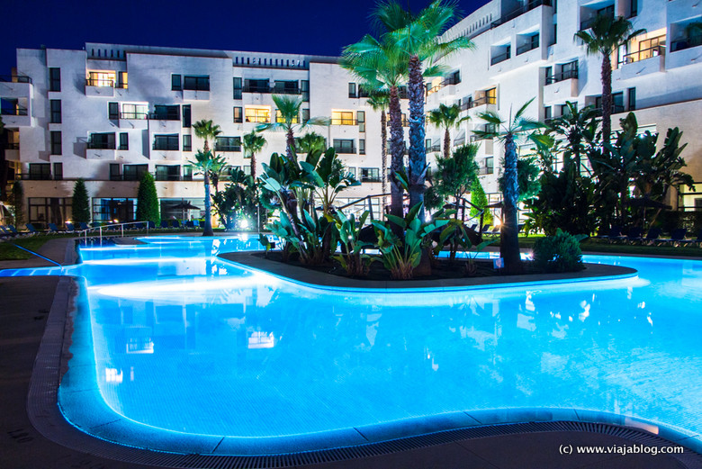 Piscina del Hotel ADH Isla Cristina en Huelva