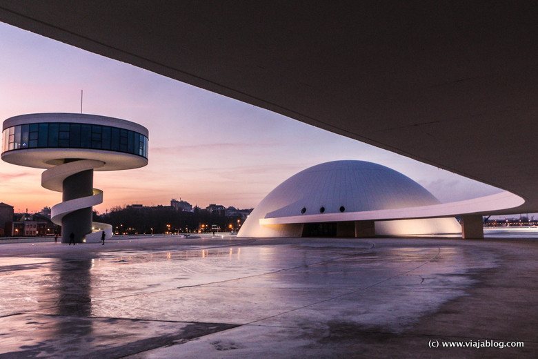 Centro Cultral Internacional Oscar Niemeyer en Avilés (Asturias)