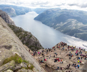 Preikestolen en Fiordos de Noruega [(c)Foto: @avistu]