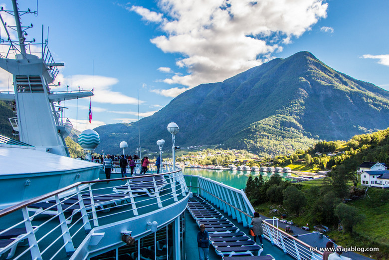 Skjolden desde el Monarch, Pullmantur Cruceros, Fiordos del Norte en Noruega