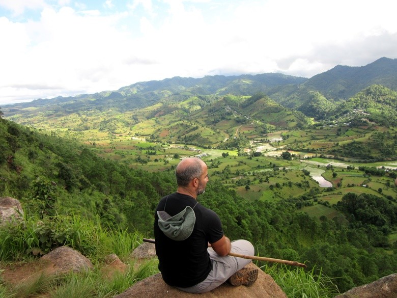 myanmar trekking
