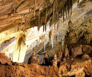 Cueva de Canalettes: visita imprescindible en el Pirineo francés