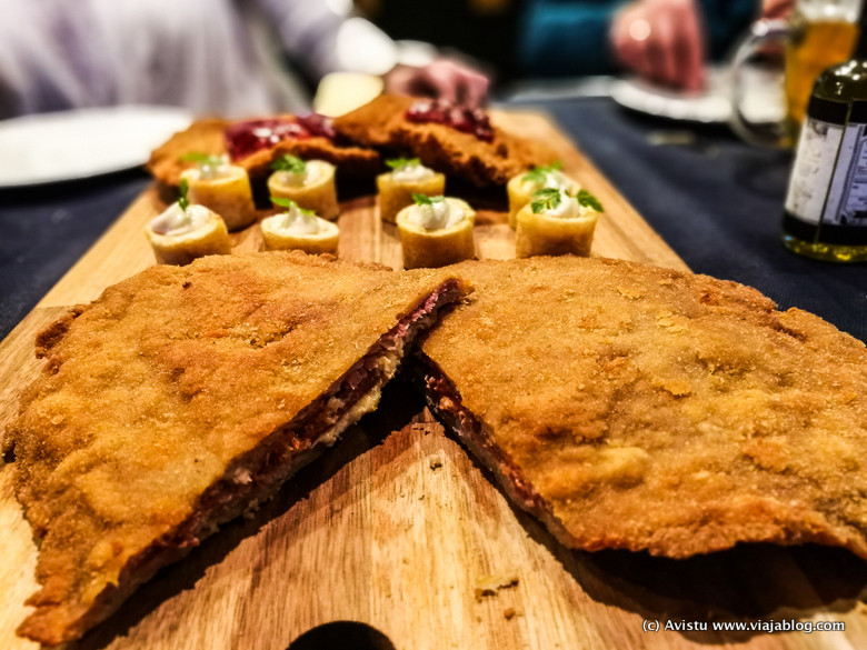 Cachopo jamón y queso La Peral, Las Tablas del Campillín, Oviedo