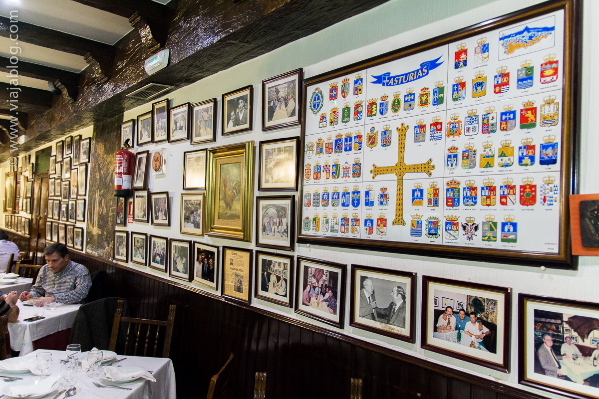 Pared del Restaurante Asturiano Sidrería El Ñeru en Madrid