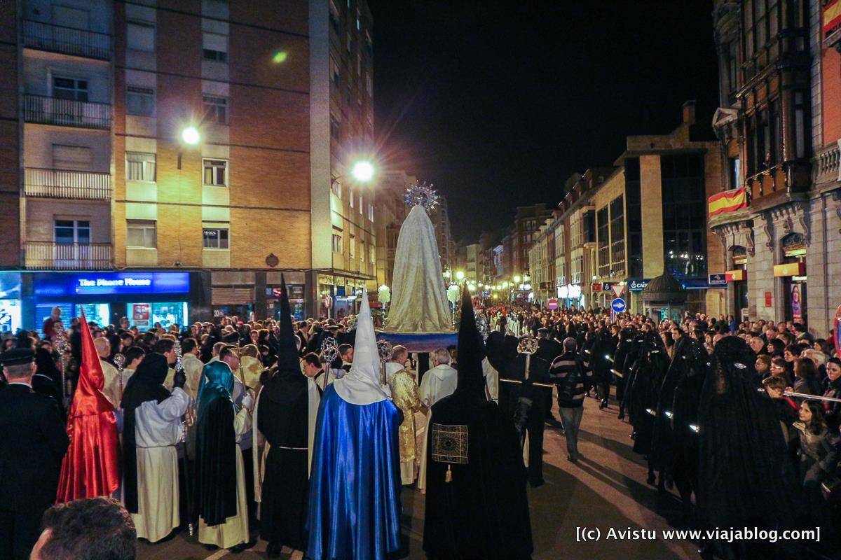 Procesión Semana Santa Avilés (Asturias)