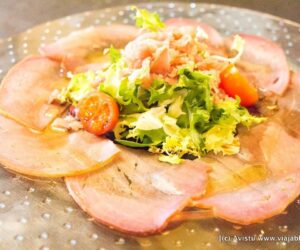 Carpaccio de atún en La Casita de Cabrejas (Jábaga, Provincia de Cuenca)