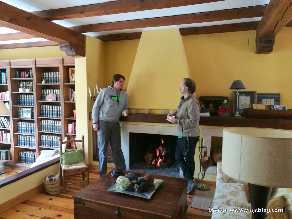 Salón en La Casita de Cabrejas (Jábaga, Provincia de Cuenca)
