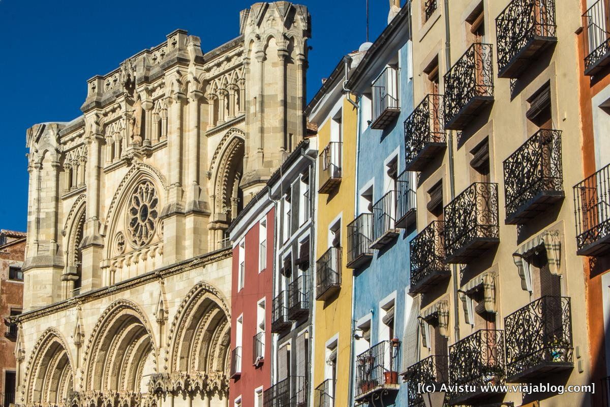 Catedral de Cuenca y edificios del centro histórico