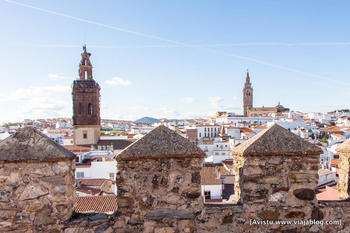 Panorámica de Jerez de los Caballeros [(c)Foto: @avistu]]