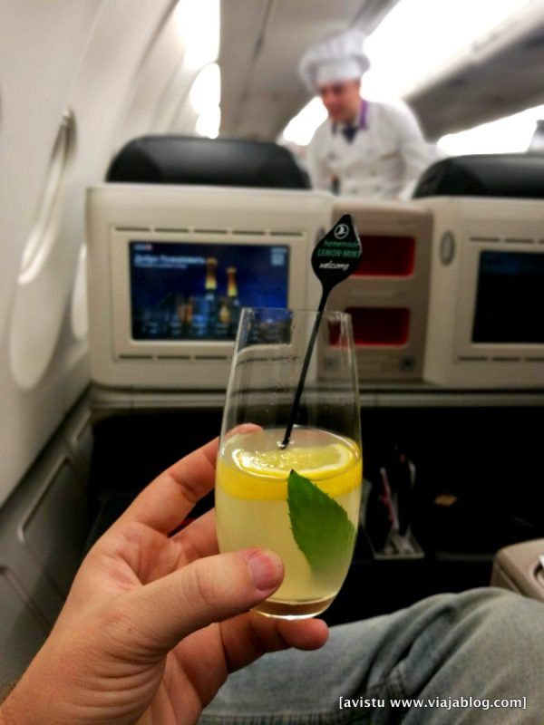 Bebida de bienvenida en Clase Business de Turkish Airlines