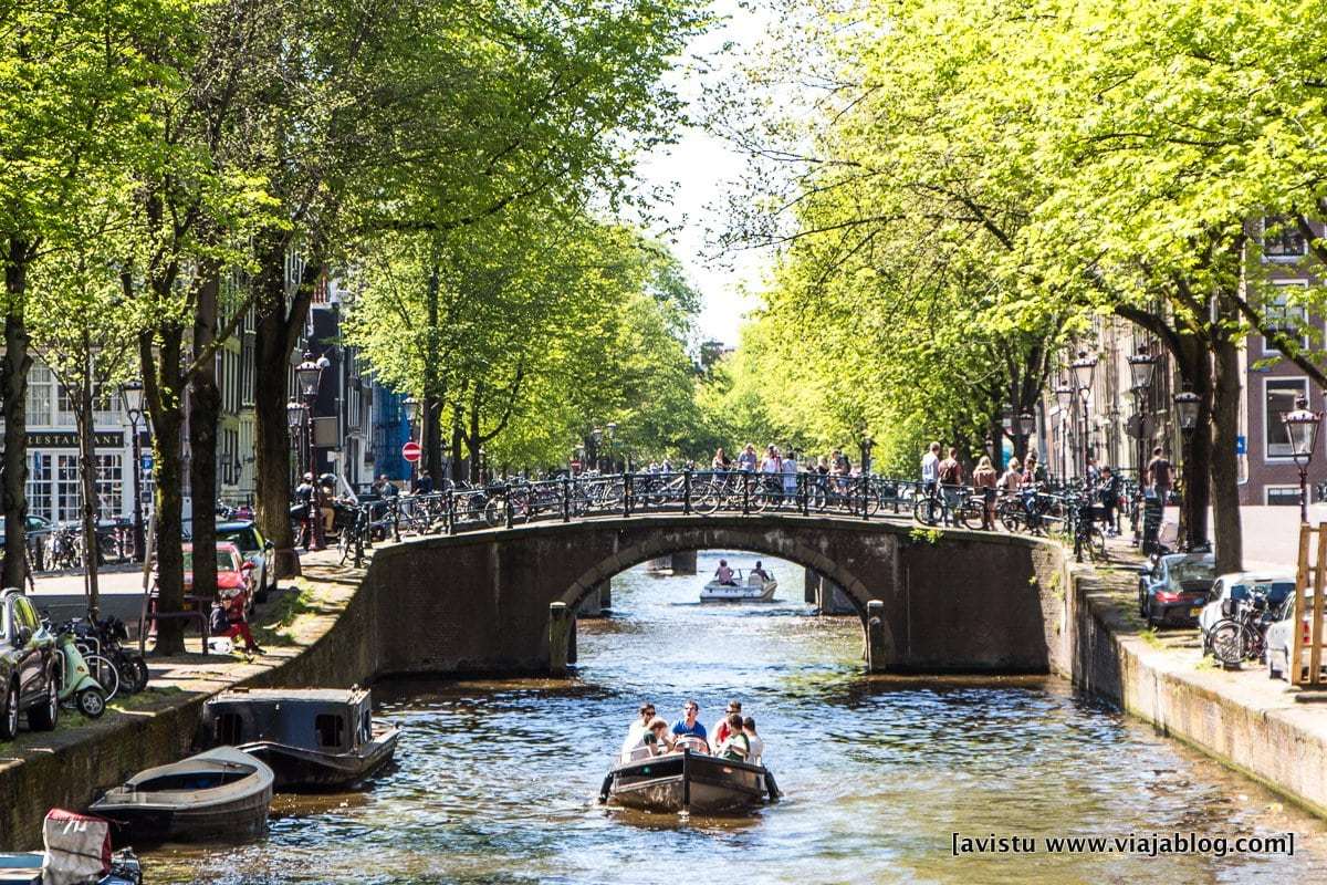 Canales de Amsterdam [(c) Foto: @avistu]