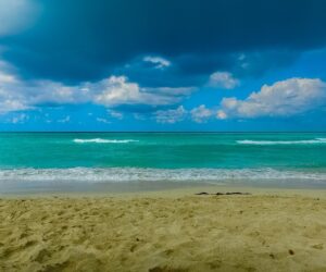 Cómo ir del Aeropuerto de Varadero a Varadero (y otros destinos)