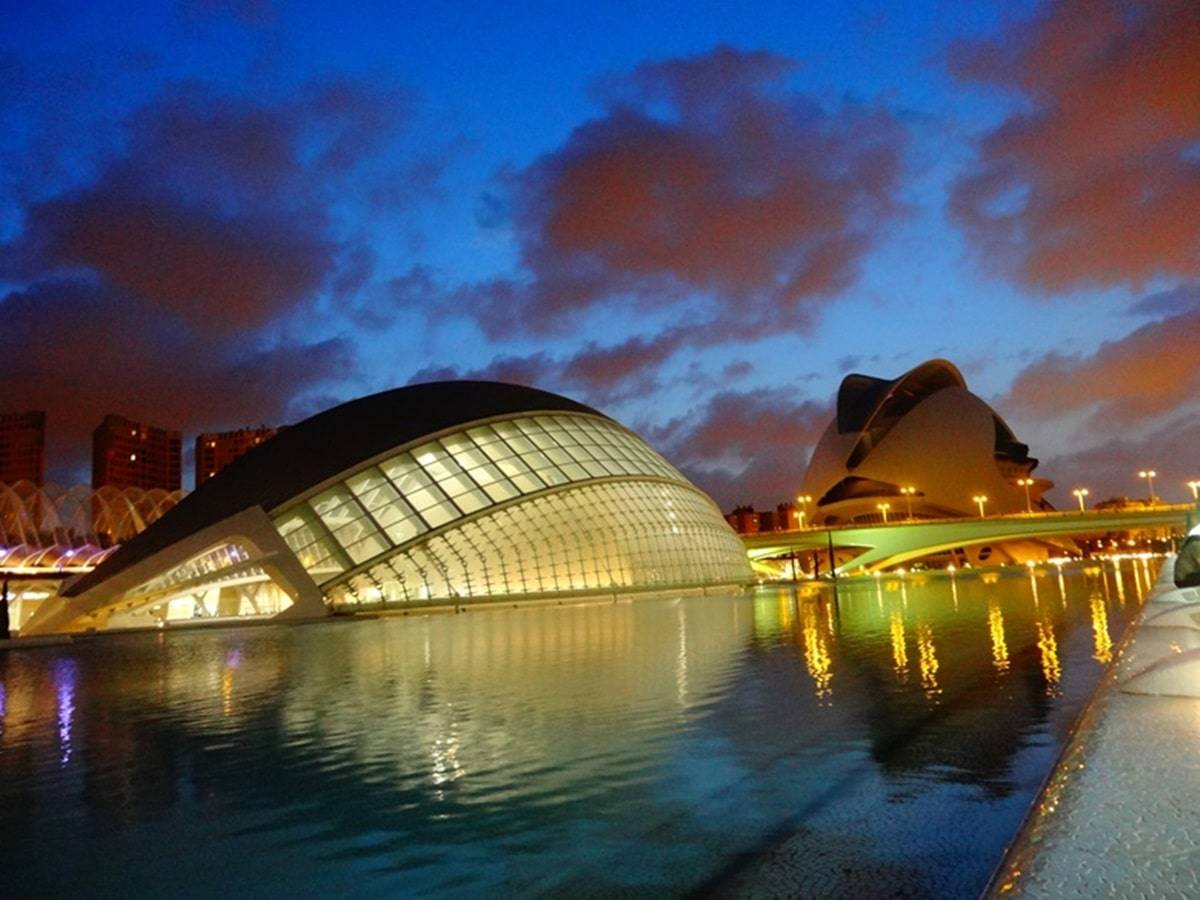 acantilado Personificación Volverse Cómo Visitar Ciudad de las Artes Valencia. Entradas Horarios