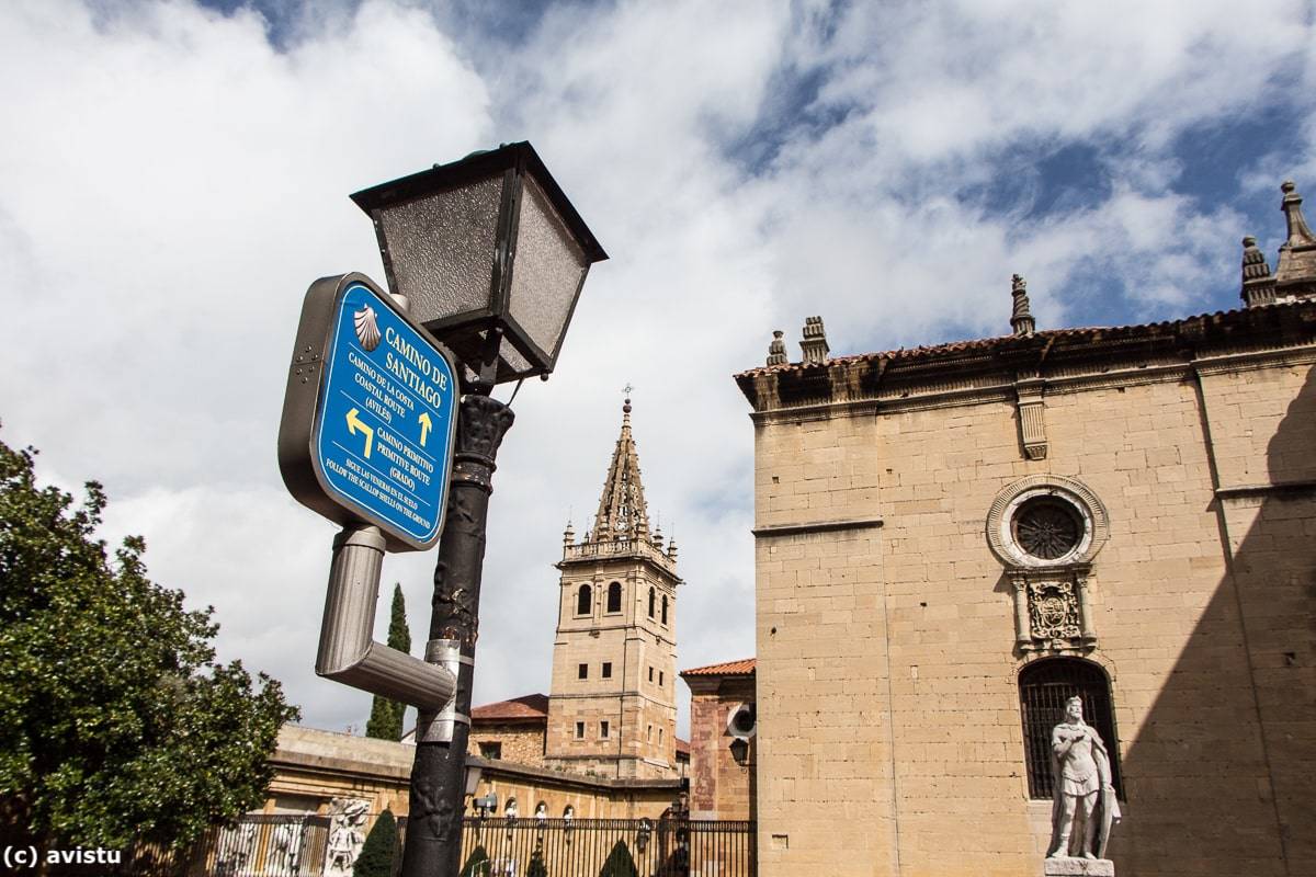 Señalización del Camino de Santiago en Oviedo