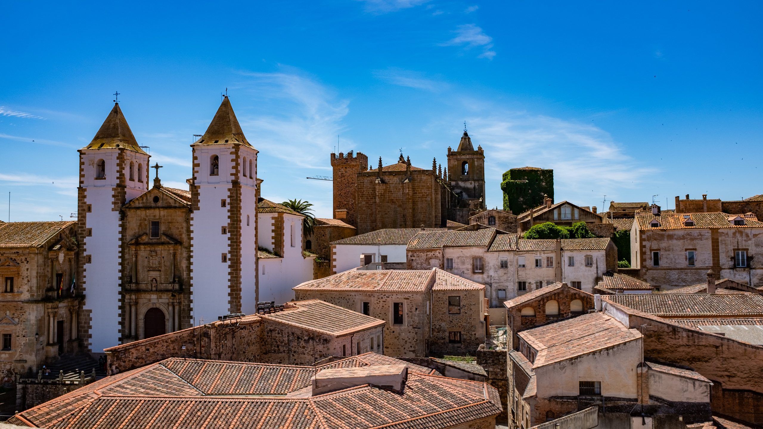 what to see in caceres in one day