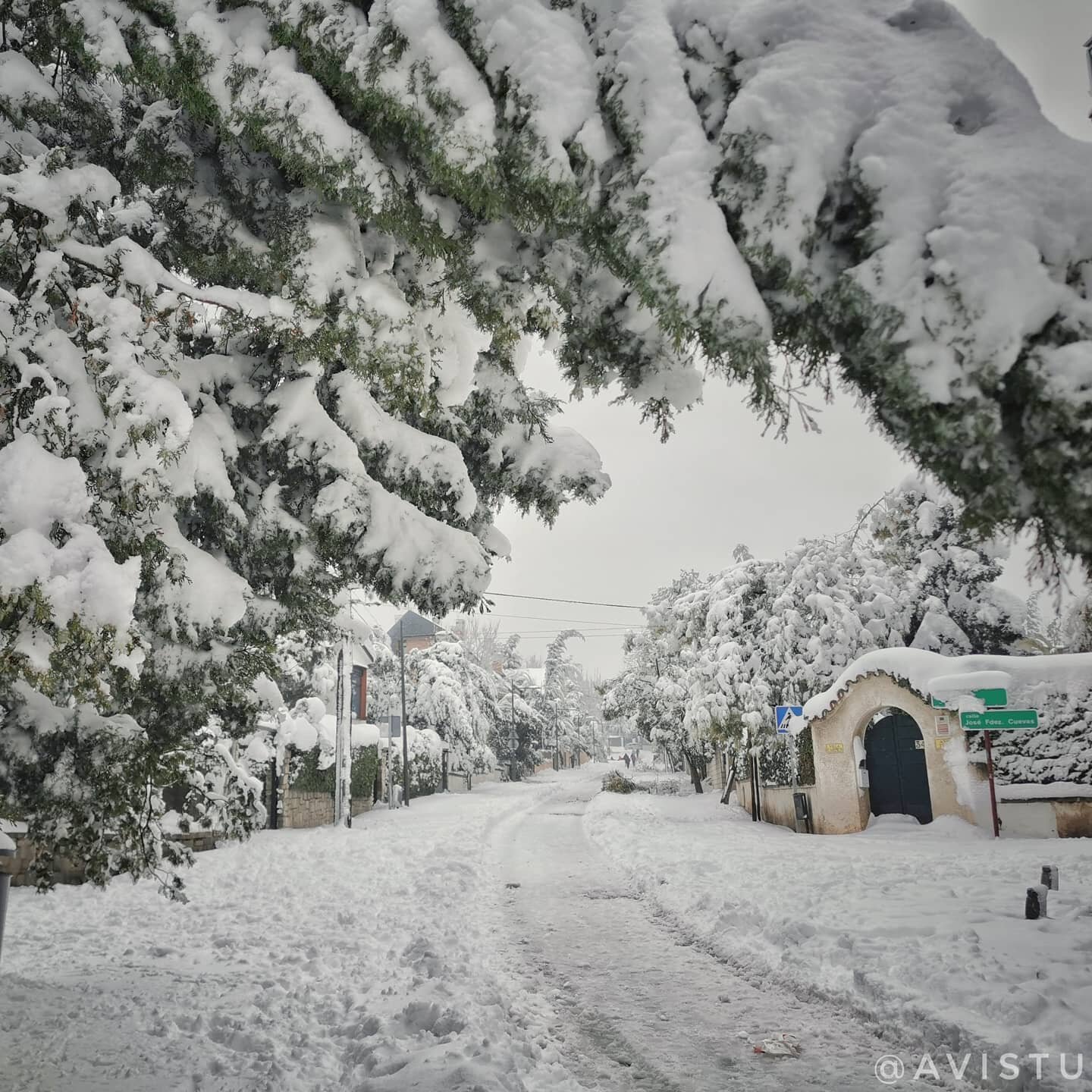 Calle con nieve Filomena Madrid