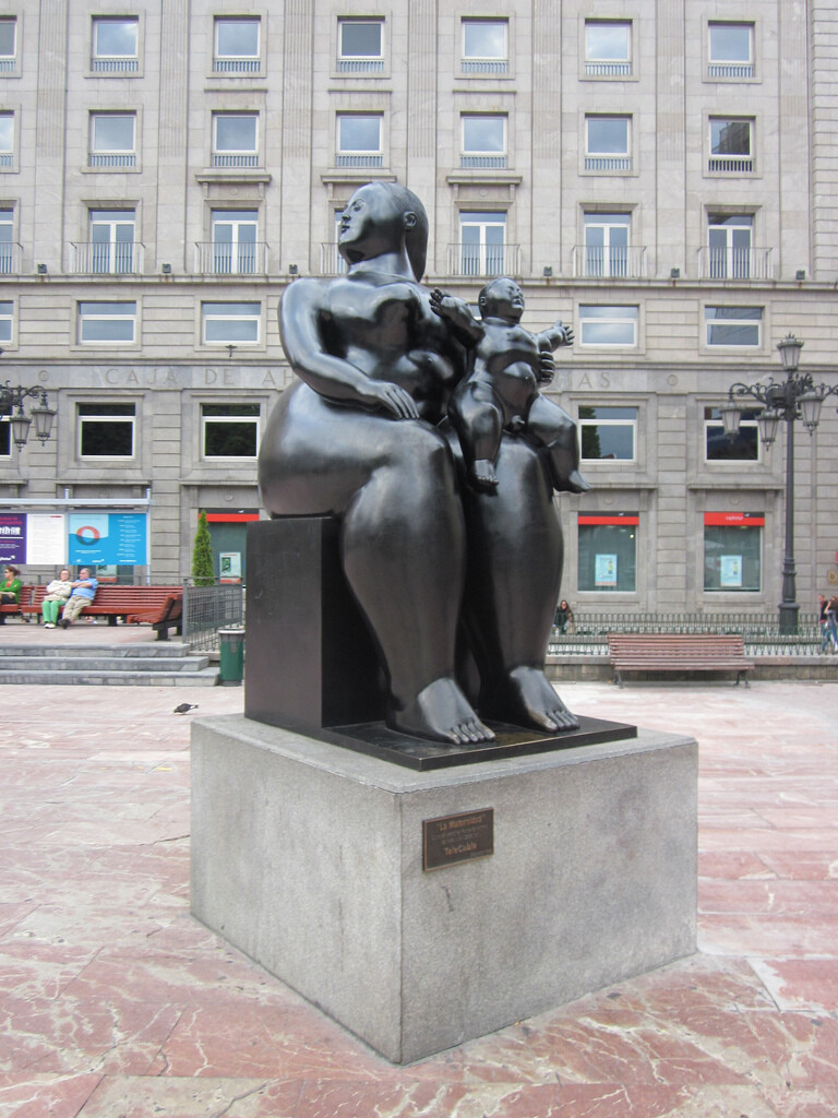 "La Maternidad", Botero, Oviedo
