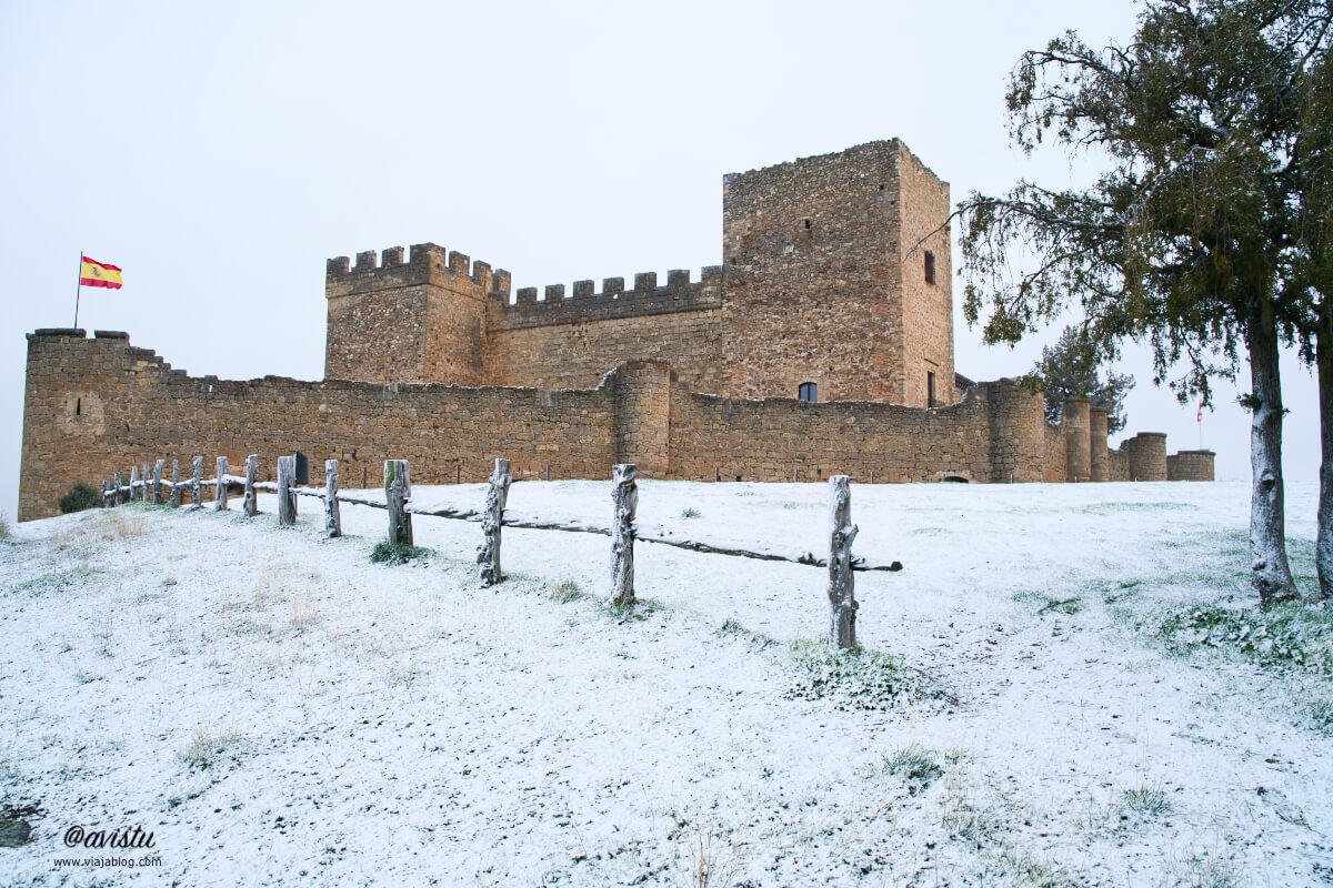 Castillo Pedraza Segovia Nieve