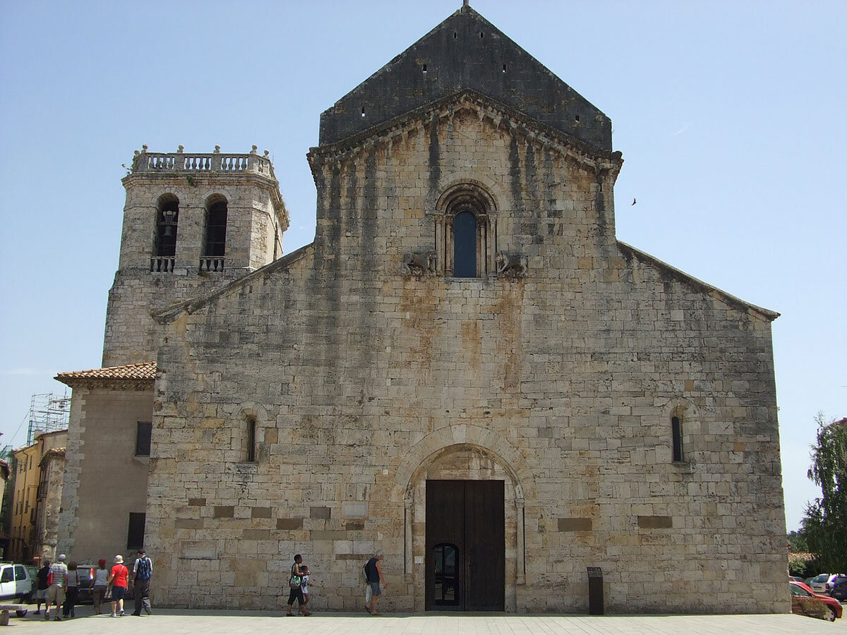 Sant Pere Besalu