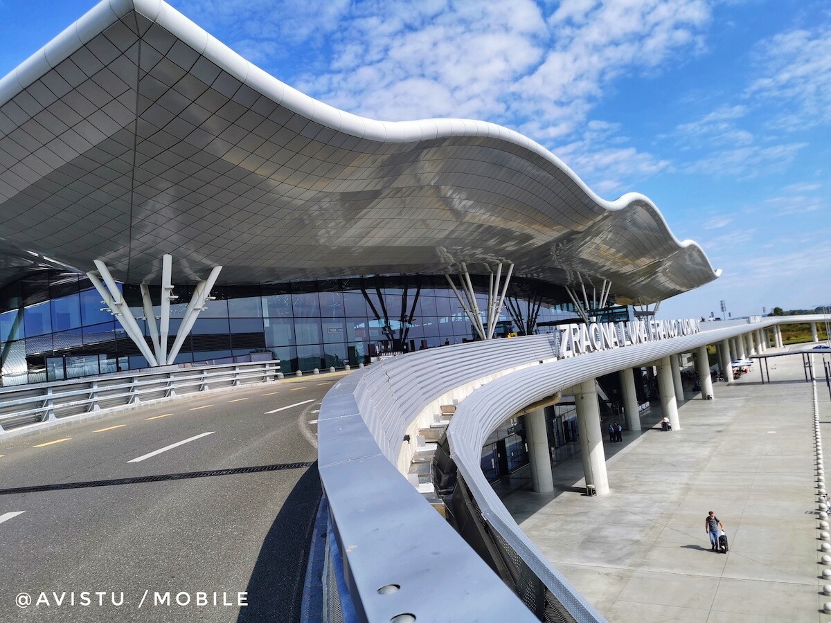 Exterior del Aeropuerto de Zagreb en Croacia