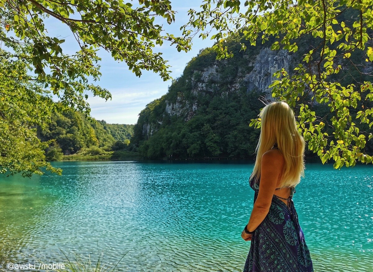 Colores de uno de los lagos del P.N. Plitvice en Croacia