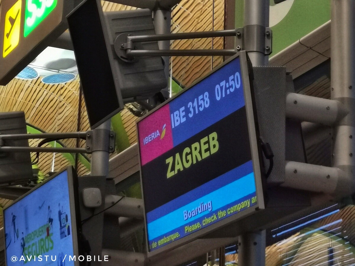 Puerta de embarque de nuestro vuelo a Zagreb desde Madrid