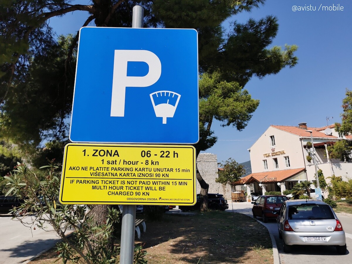 Aviso de Zona y precio de hora en Stone, Croacia