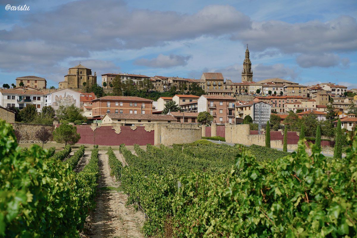 El bonito pueblo de Briones en La Rioja [(c)Foto: @avistu]