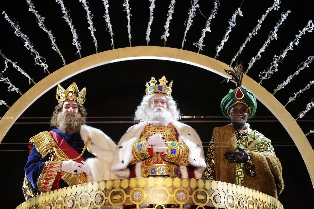 Sus Majestades los Reyes Magos en la Cabalgata de 2021 [Foto: Madrid Destino]